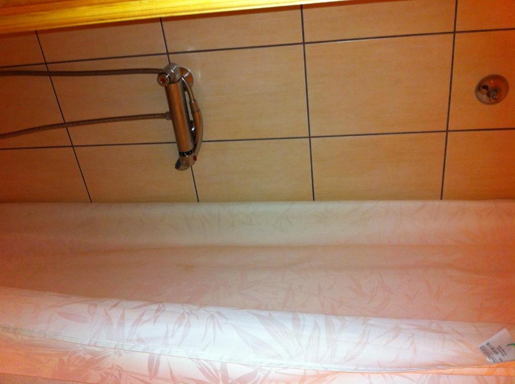 Bed and Breakfast Sarokhaz Panzio Vecsés Pokoj fotografie